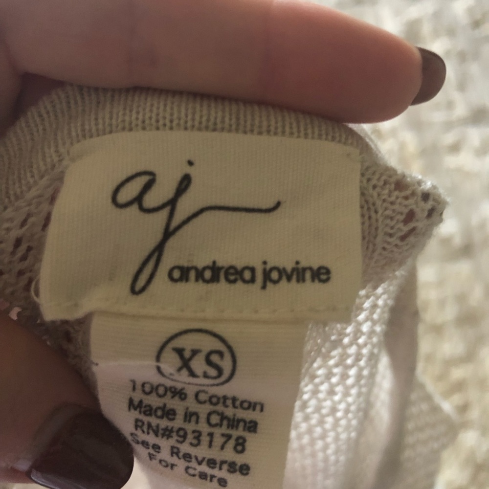 Sweater - Picture 4 of 4